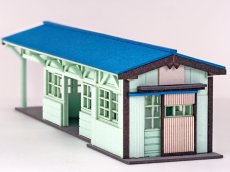 画像1: 【新製品】 【イベント＆直販限定品】 駅舎シリーズスペシャル： 1/150“待合室/有峰口駅タイプ” ペーパーモデルキット (1)